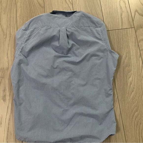 Abercrombie & Fitch Dress shirt plaid navy white can be used casual or work. - Picture 6 of 7